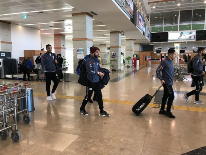 Atiker Konyaspor Portekiz’e gitti