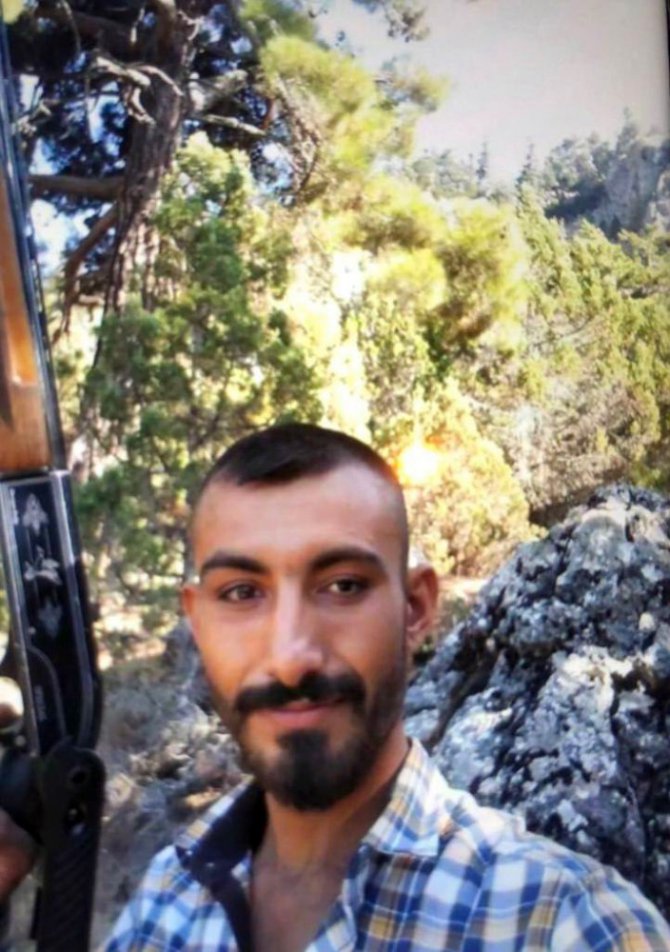 Polisle çatışan yağma şüphelileri güvenlik kamerasında
