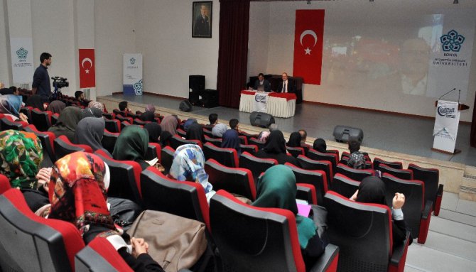 NEÜ’de “Müslüman olmayanlara İslam’ı ve Türkiye’yi nasıl anlatabiliriz?” konferansı