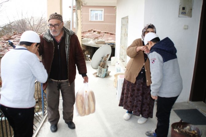 Yunak’ta “Manevi Torun” projesi