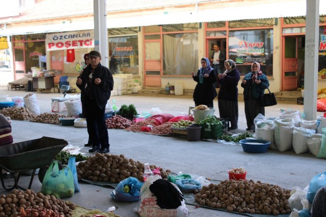 Beyşehir’de pazar duası geleneği yaşatılıyor