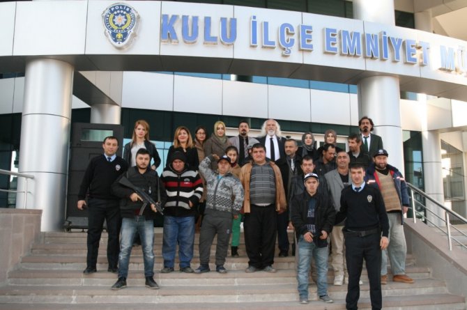 Kulu’da engellilerden polis ve jandarmaya ziyaret
