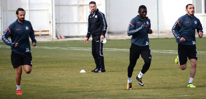 Atiker Konyaspor’da Fenerbahçe maçı hazırlıkları başladı