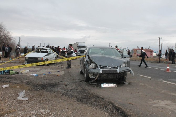 Aksaray’da iki otomobil çarpıştı: 1 ölü, 5 yaralı