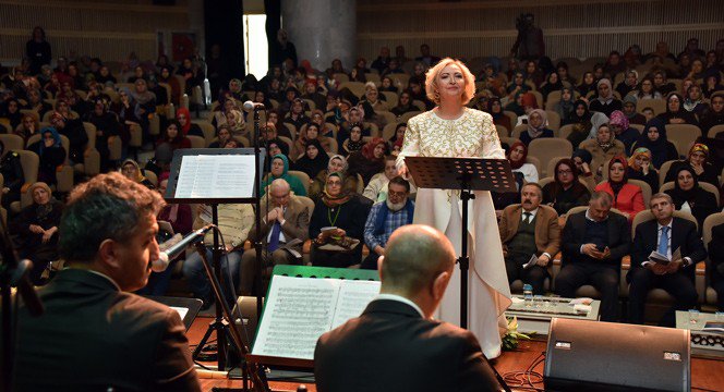 Klasik Türk Müziği Korosu Kadınlar Topluluğu’ndan anlamlı konser