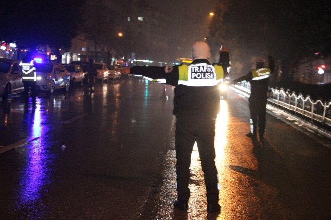 Konya’da yılın ilk trafik cezası, alkollü sürücüye kesildi