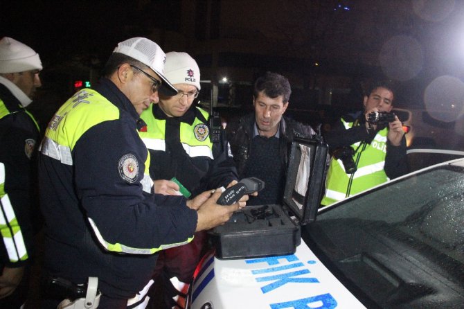 Konya’da yılın ilk trafik cezası, alkollü sürücüye kesildi