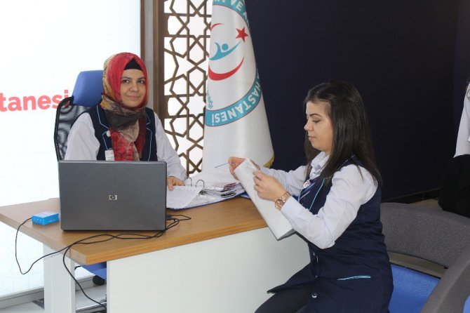 Konya’da taşeron işçilerin kadro sevinci