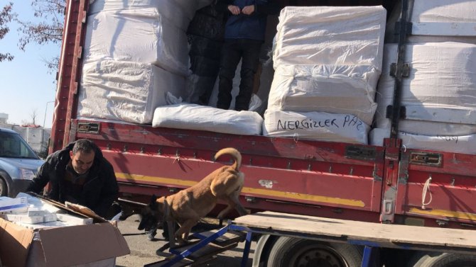 Aksaray’da 23 bin 200 paket kaçak sigara ele geçirildi
