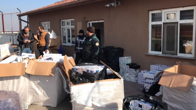 Aksaray’da 23 bin 200 paket kaçak sigara ele geçirildi