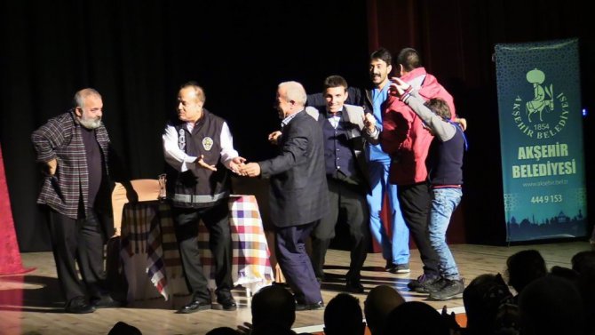 Akşehir’de “Vay sen misin ben olan” isimli tiyatro sahnelendi