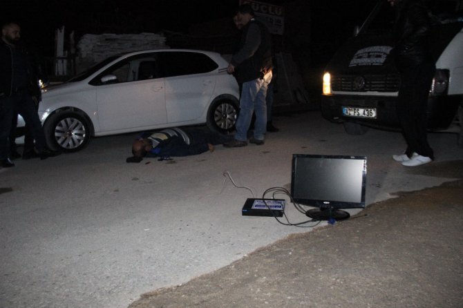 Önce dövdüler sonra polise teslim ettiler