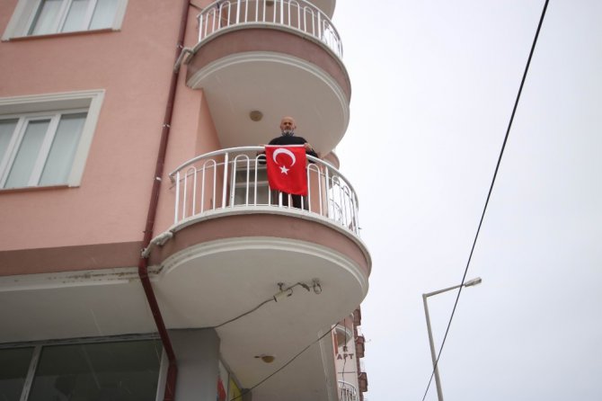 Beyşehir’den “Zeytin Dalı Harekatı”na bayraklı destek