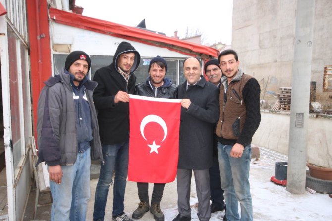 Beyşehir’den “Zeytin Dalı Harekatı”na bayraklı destek