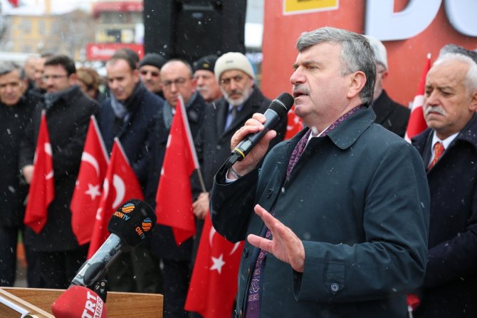 Konya’da “Her An Dua Her Yer Türk Bayrağı” kampanyası
