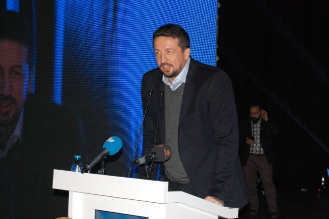 Hidayet Türkoğlu Konyalı spor sevenlerle bir araya geldi