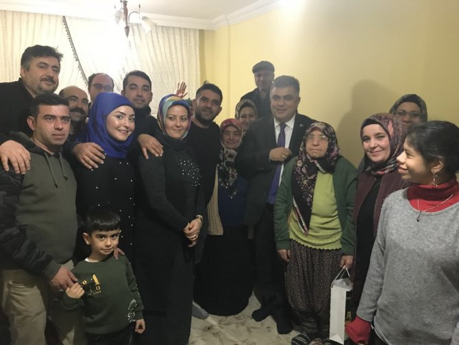 Başkan Özgüven’den çat kapı ziyaretler