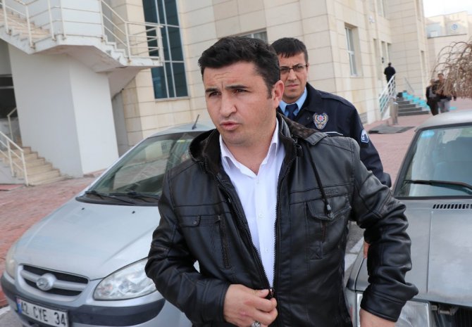 Tırı otomobilin üstüne sürdü, 
