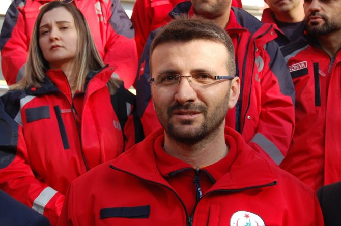 Gönüllü sağlıkçılar sınıra uğurlandı