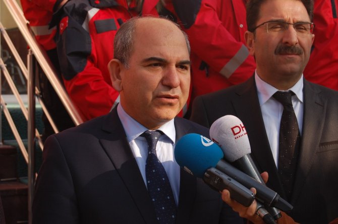 Gönüllü sağlıkçılar sınıra uğurlandı