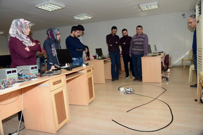 KOMEK’ten Robotik Kodlama eğitimi