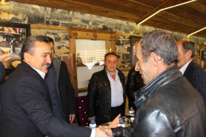 Başkan Tutal, muhtarlarla buluştu