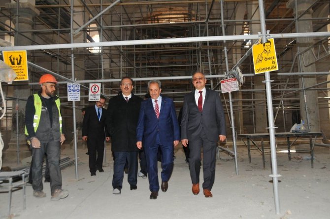 Vali Canbolat, Akşehir’de incelemelerde bulundu