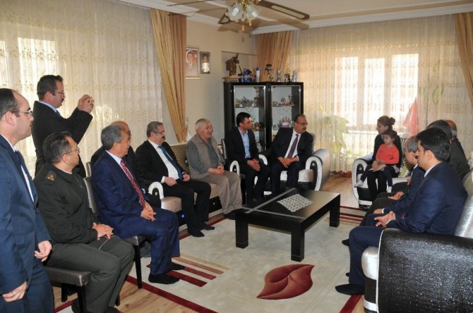 Vali Canbolat, Akşehir’de incelemelerde bulundu