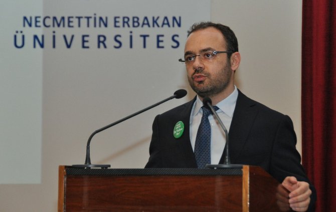 NEÜ’de Bağımlılığın Biyolojisi konferansı düzenlendi