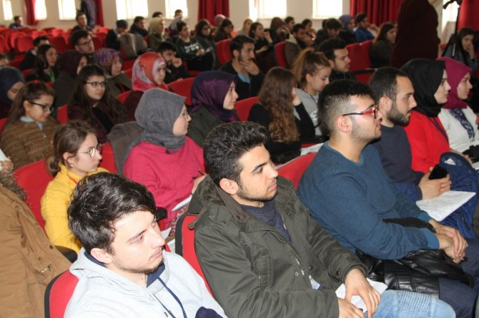 Başkan Acar’dan üniversitelilere tecrübe paylaşımı