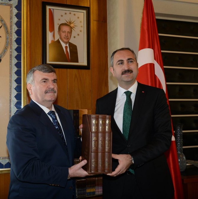Adalet Bakanı Gül: “Konya’ya hizmet medeniyetimize hizmettir”