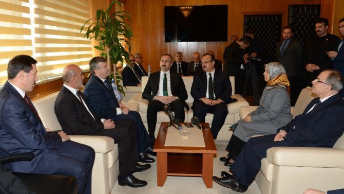 Adalet Bakanı Gül: “Konya’ya hizmet medeniyetimize hizmettir”