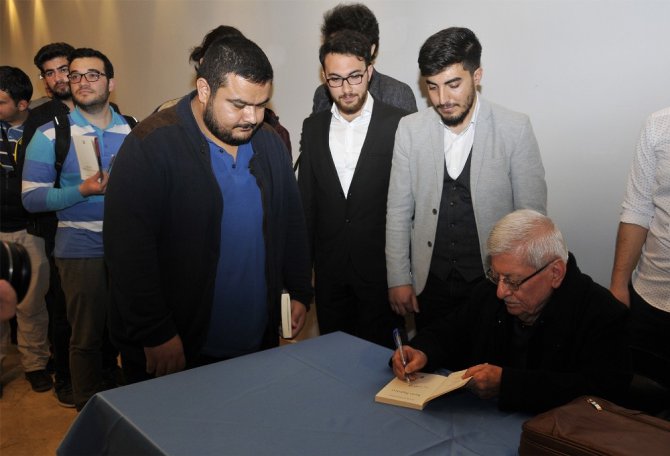 Yazar Özdenören, Selçuk’ta