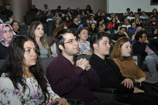 Selçuk’ta “Kök Hücre Klinik Çalışmaları” anlatıldı