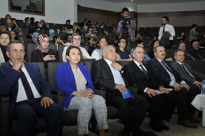 Selçuk’ta “Kök Hücre Klinik Çalışmaları” anlatıldı