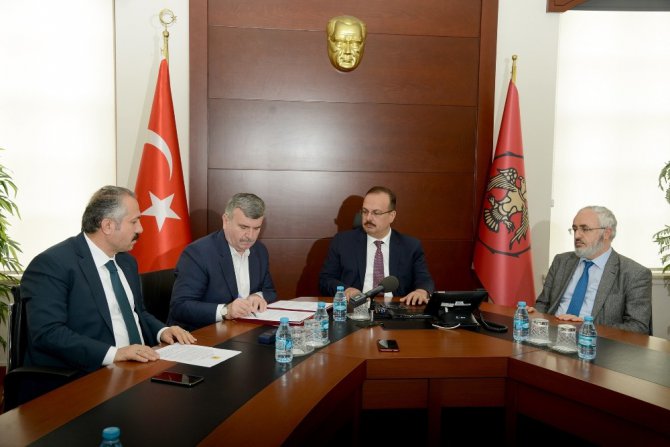 Büyükşehir ile Müftülük arasında “Kadın ve Aile Eğitimi” protokolü imzalandı
