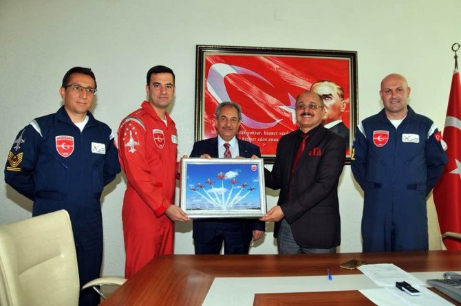 Türk Yıldızları Akşehir semalarında gösteri yapacak