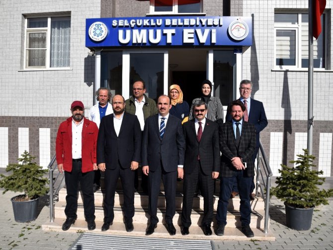 Selçuklu’da "umut evi" örnek oluyor