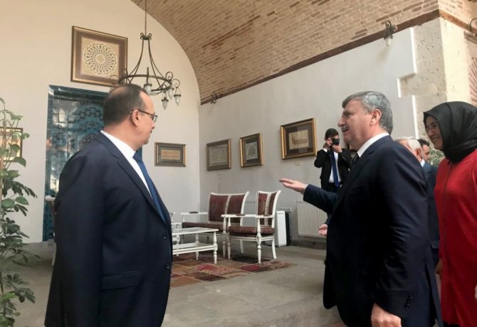Vali Canbolat ve Başkan Akyürek Ali Gav Medresesi’ni inceledi