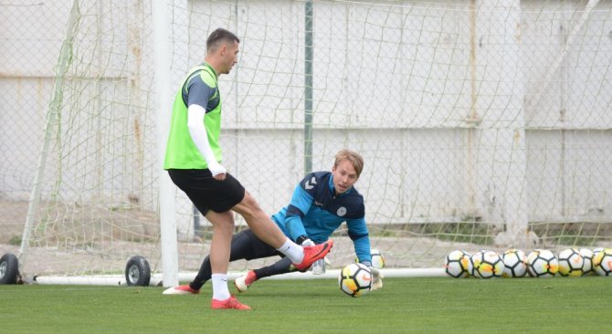 Atiker Konyaspor, Antalyaspor maçı hazırlıklarına başladı