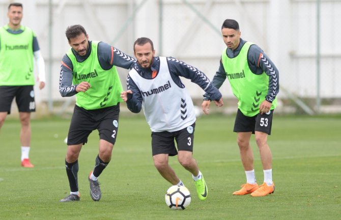Atiker Konyaspor, Antalyaspor maçı hazırlıklarına başladı