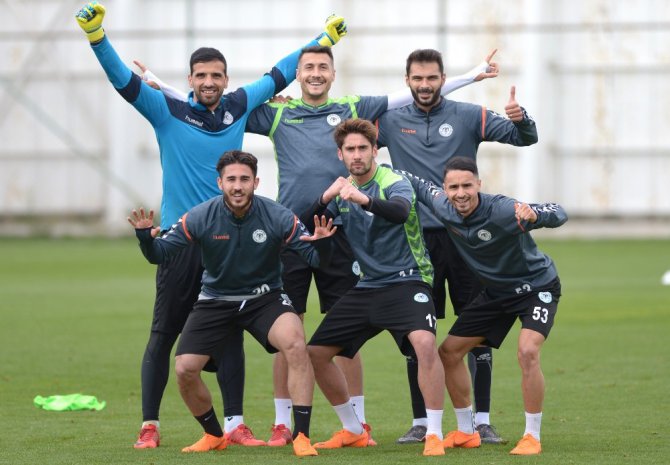 Atiker Konyaspor, Antalyaspor maçı hazırlıklarına başladı