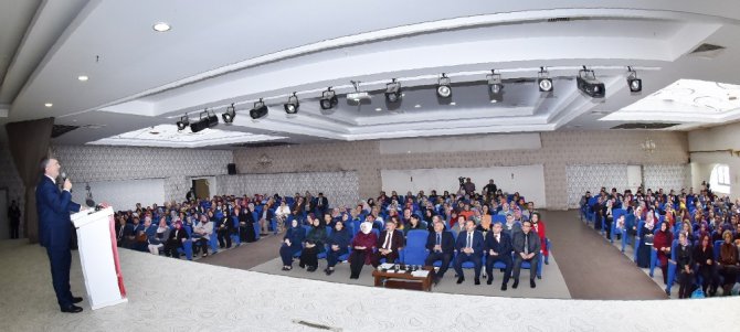 Akyürek: “Belediye çalışanları açısından yeni bir dönem başladı”