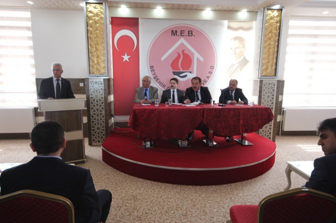Beyşehir Gölü’nde ekosistemin korunması ve kaçak avcılıkla mücadele konuşuldu