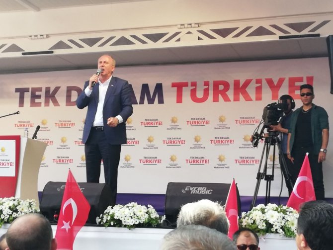 Muharrem İnce Ereğli’de konuştu: “81 milyonu seviyorum ayrımcılık yapmam benim gönlüm zengin”