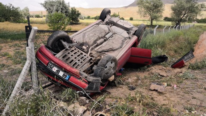 Aksaray’da otomobil takla attı: 2 yaralı