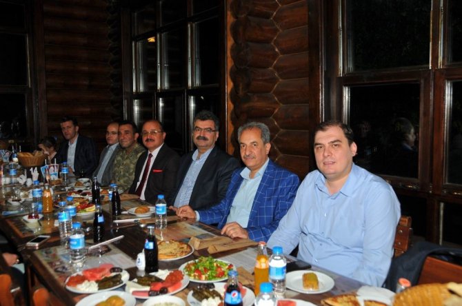 Başkan Akkaya’dan hakim ve savcılara iftar