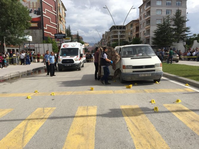 Kırmızı ışıktaki infazın zanlısı kuzen tutuklandı