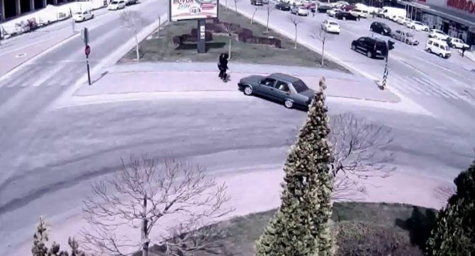 Konya ve Aksaray’daki kaza anları kameraya yansıdı