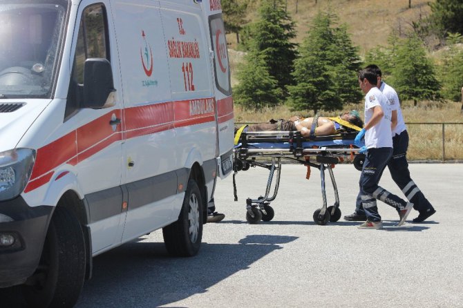 Geçirdiği epilepsi krizi sonrası düşerek yaralandı